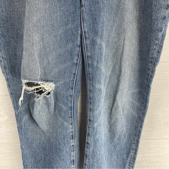 Madewell The Mid-Rise Perfect Vintage Distressed Jeans - Picture 5 of 10
